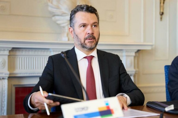 Buenaventura (CNMV) pide que la recompra de acciones no se presenten como remuneración