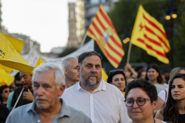 La manifestación del 9 d'Octubre clama contra el gobierno de la 