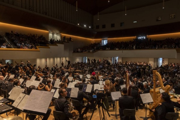 Más de 5.000 personas asisten a los conciertos de reapertura del Palau de la Música