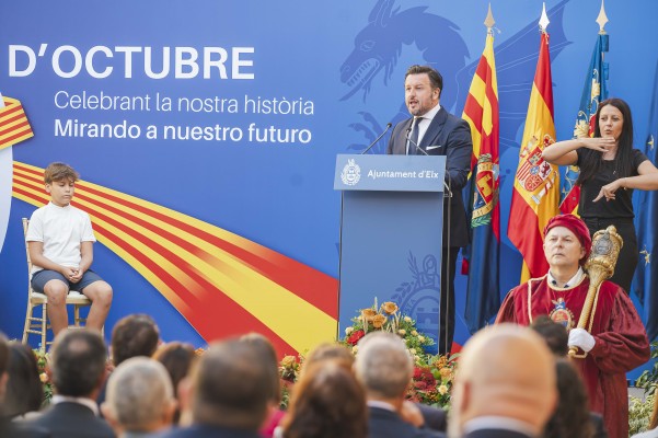 Pablo Ruz aprovecha el 9 d'Octubre de Elche para reivindicar el papel de los jóvenes