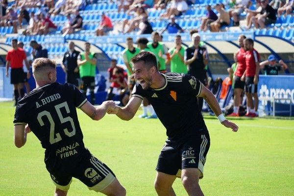 Un Murcia reforzado busca en Ibiza situarse a tres puntos de la promoción 

