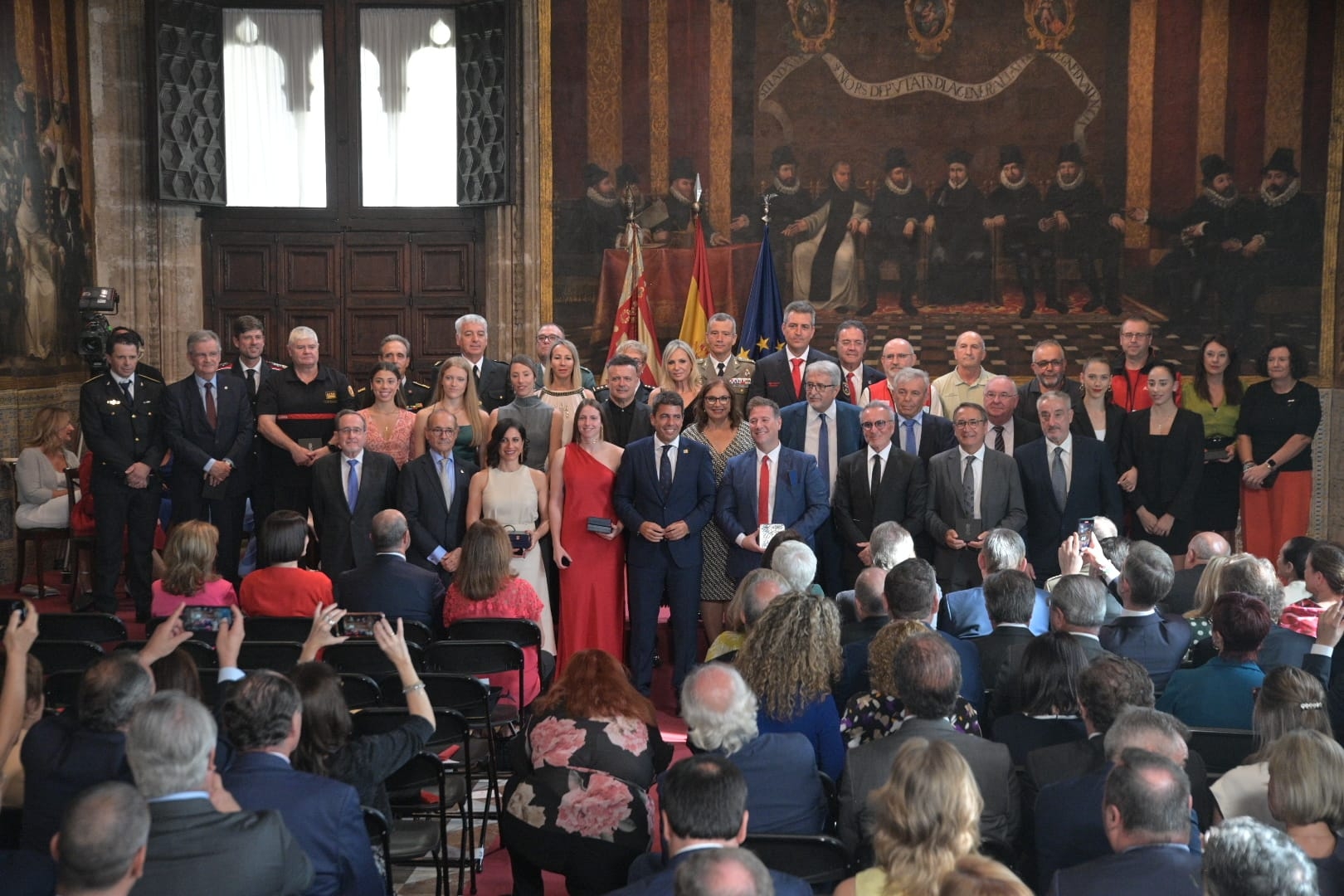 9 d'Octubre: del colofón al centenario de Carmencita al 'honor' del Banco de Alicante de Alicante 