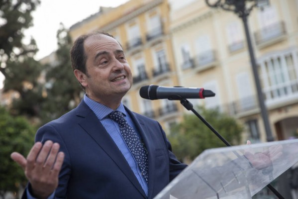 Juristes Valencians pide por 9 d'Octubre la vuelta de la Dama y el Llibre de Repartiment