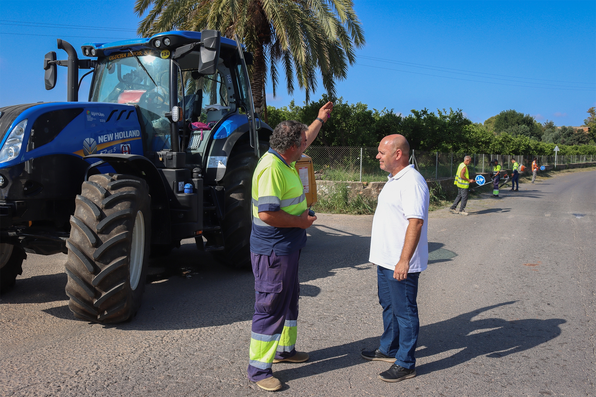 El Ayuntamiento de Onda adecúa y desbroza 150 kilómetros de 40 caminos rurales