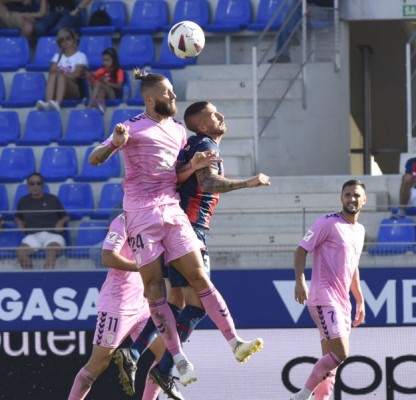 El Eldense sonríe por fin con un añadido