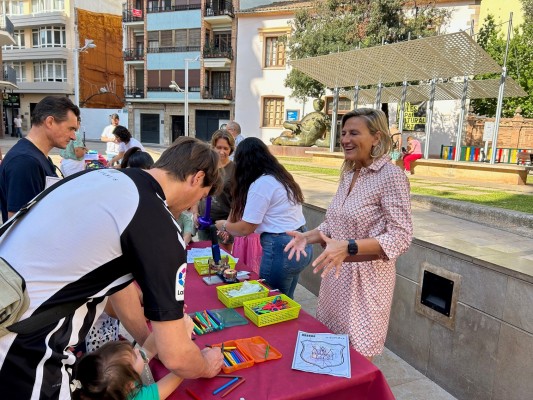 Fabregat anima en Castellón a los más pequeños a celebrar el 9 d’ Octubre con actividades lúdicas