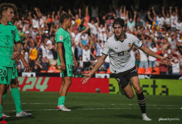 Javi Guerra, mejor jugador sub-23 de La Liga en septiembre