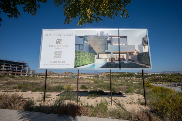 Cívica y Doalco ejecutan su alianza en Alicante: cuenta atrás para 36 villas de lujo en Vistahermosa