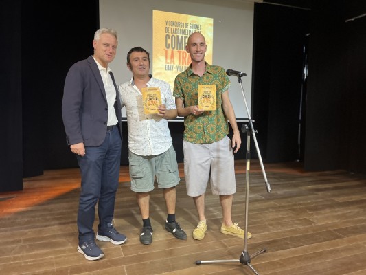 Los guionistas Suso Imbernón y Vicent Gavara, ganadores de la V edición de La Traca