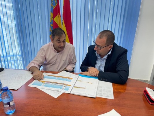 La Diputación de Alicante invertirá 500.000 euros en un parking y una plaza en La Era de Relleu  