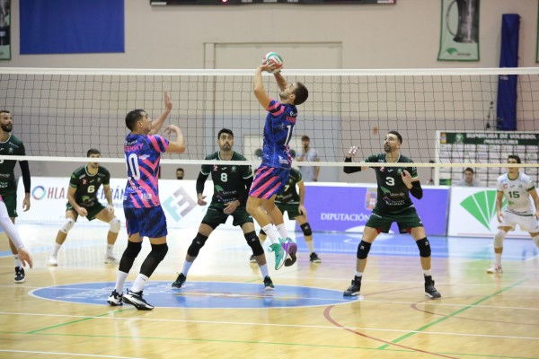UPV Léleman Conqueridor arranca su andadura en la Superliga ante un renovado Unicaja Costa de Almería
