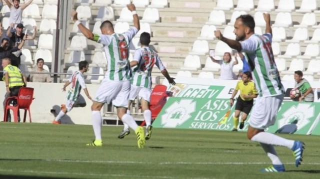 El Córdoba acaba con la imbatibilidad del Levante