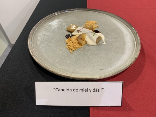 Un canelón con miel y dátil, ganador del Concurso Internacional de Cocina Profesional con dátil de la UMH
