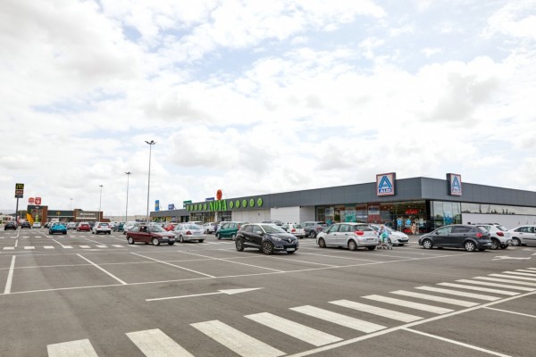 El centro comercial de La Magdalena (Novelda) se acerca al 100% de ocupación