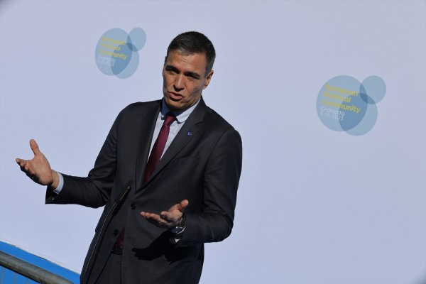 Sánchez recibe a Zelenski y ensalza Granada como 