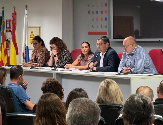 La Federació de Fogueres modifica sus estatutos y cambia la Junta Directiva  para el nuevo ejercicio