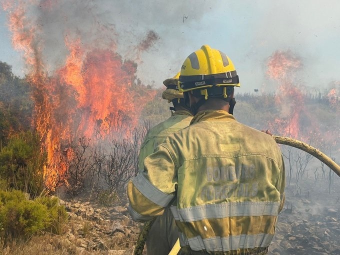 El juzgado apunta a cinco brigadistas forestales como autores del incendio de Villanueva de Viver