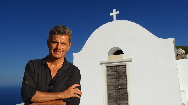 El escritor Pedro Olalla inaugura el nuevo curso del Ateneo con un recorrido por la antigua Grecia