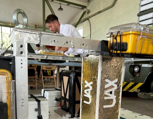 Alumnos de la Universidad Alfonso X el Sabio lanzan un microsatélite para analizar el impacto del cambio climático en los bosques
