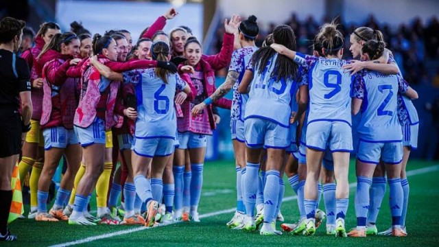 El alto comisionado de la ONU elogia a las futbolistas españolas
