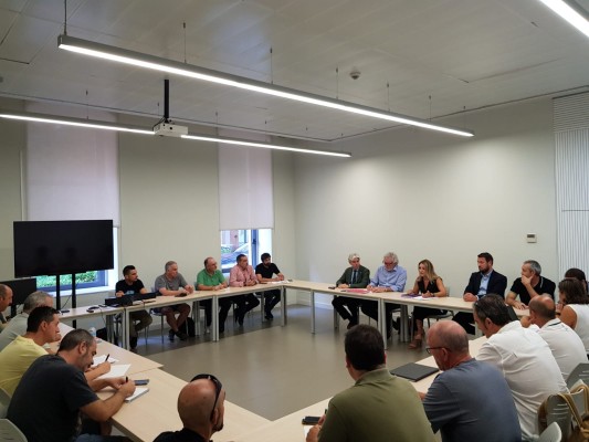 Nuria Montes aboga por trasladar una nueva propuesta a los trabajadores de las ITV