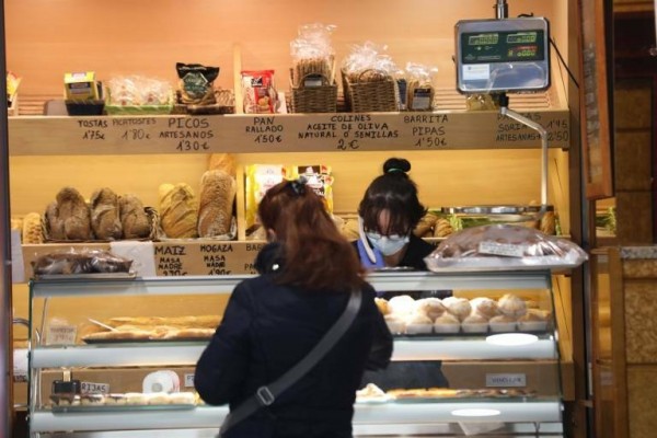 La confianza del consumidor se desploma 17,2 puntos en septiembre, su tercera mayor caída 