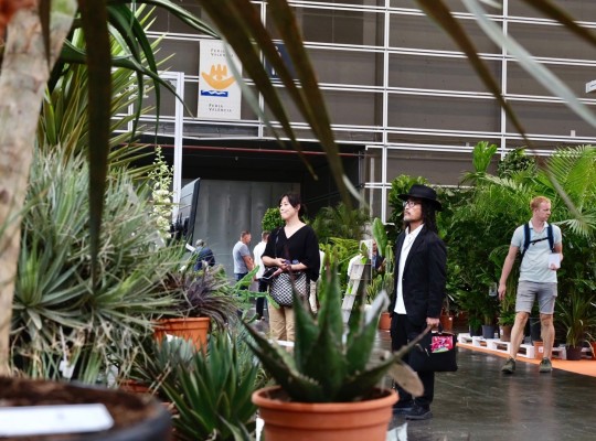 Iberflora abre sus puertas: un restaurante con vegetales y una cocina fusionada con un jardín