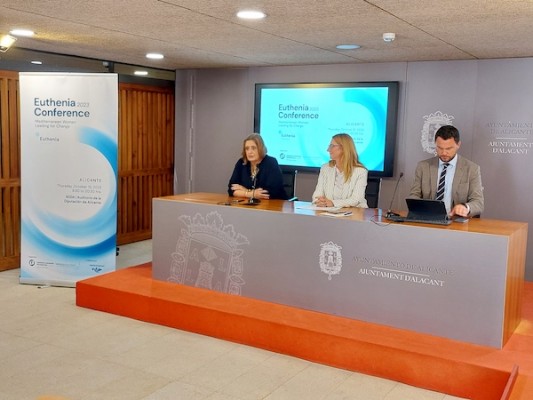 Alicante acoge la Conferencia Anual de Euthenia Community sobre el empoderamiento de la mujer