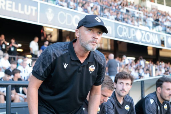 Schreuder reescribe el pasado: iguala el gran inicio de temporada de hace un año con el Zwolle