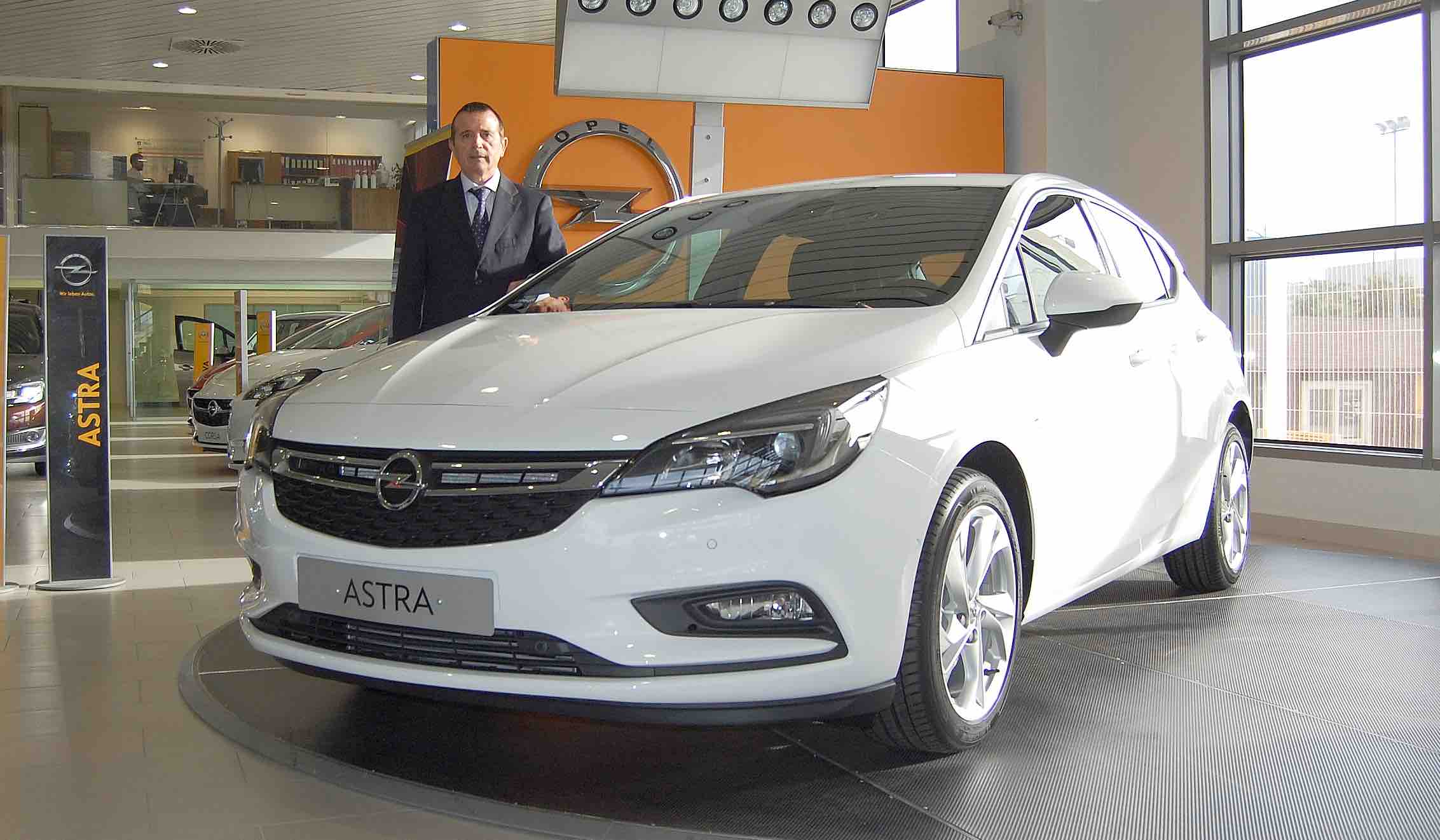 El nuevo Opel Astra ya está en Automóviles Palma