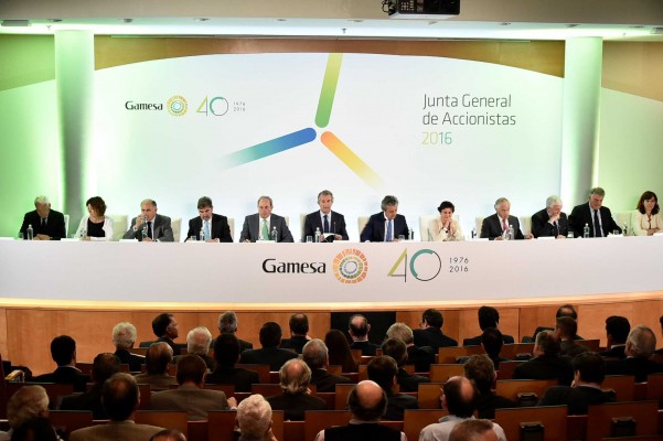 Gamesa cita a su accionistas el 25 de octubre para aprobar la fusión con Siemens

