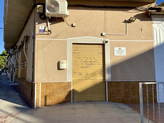 El PSOE de Orihuela denuncia el cierre del Centro Social de Correntías al caducar el alquiler
