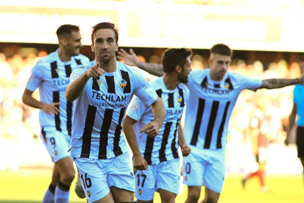 Castalia hace la ola con este CD Castellón