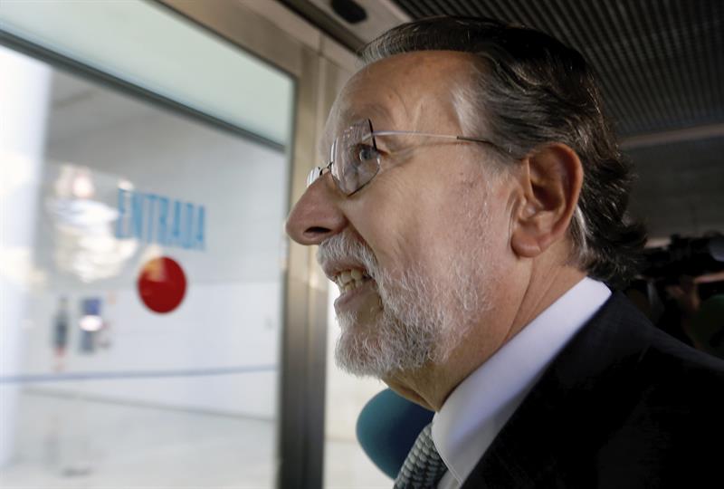 Grau, sobre Barberá: 