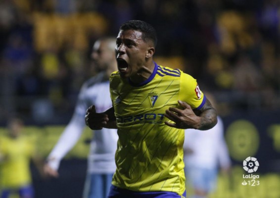 Juzgan este miércoles al futbolista venezolano Darwin Machís, acusado de lesiones
