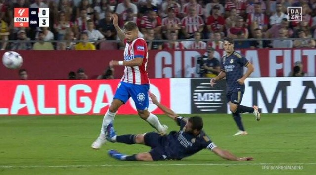 El Girona confirma la lesión del exvalencianista Portu tras la entrada de Nacho