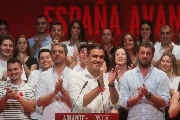 Un joven socialista reclama justicia