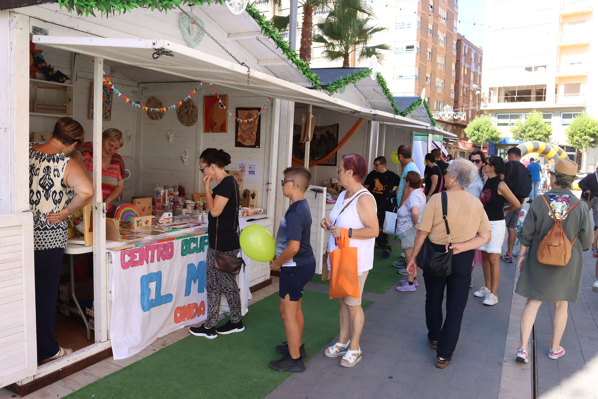 La Fira de Sant Miquel promociona el comercio local de Onda y su nueva marca gastro turística 