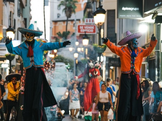 'Regreso a la Ciudad' transforma Castelló en un gran escenario de arte internacional