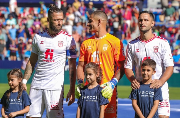 El Eldense defiende su fortín
