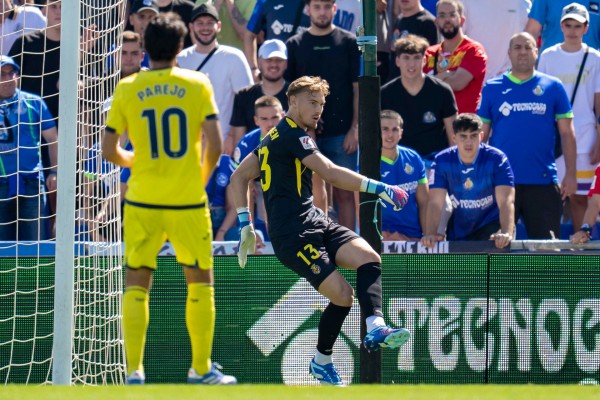 Jörgensen salva un punto en la trampa del Coliseum