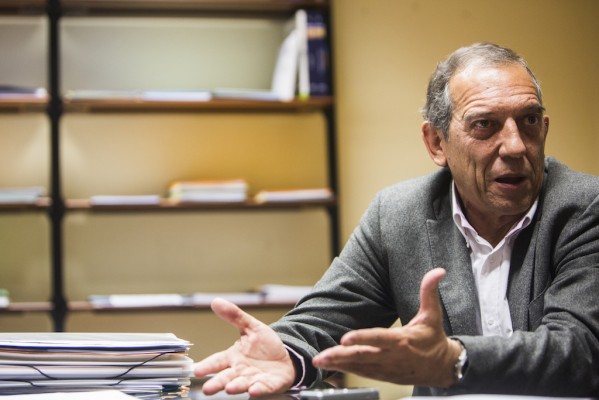 La Generalitat deja en manos de las familias la exención del valenciano en territorios castellanoparlantes
