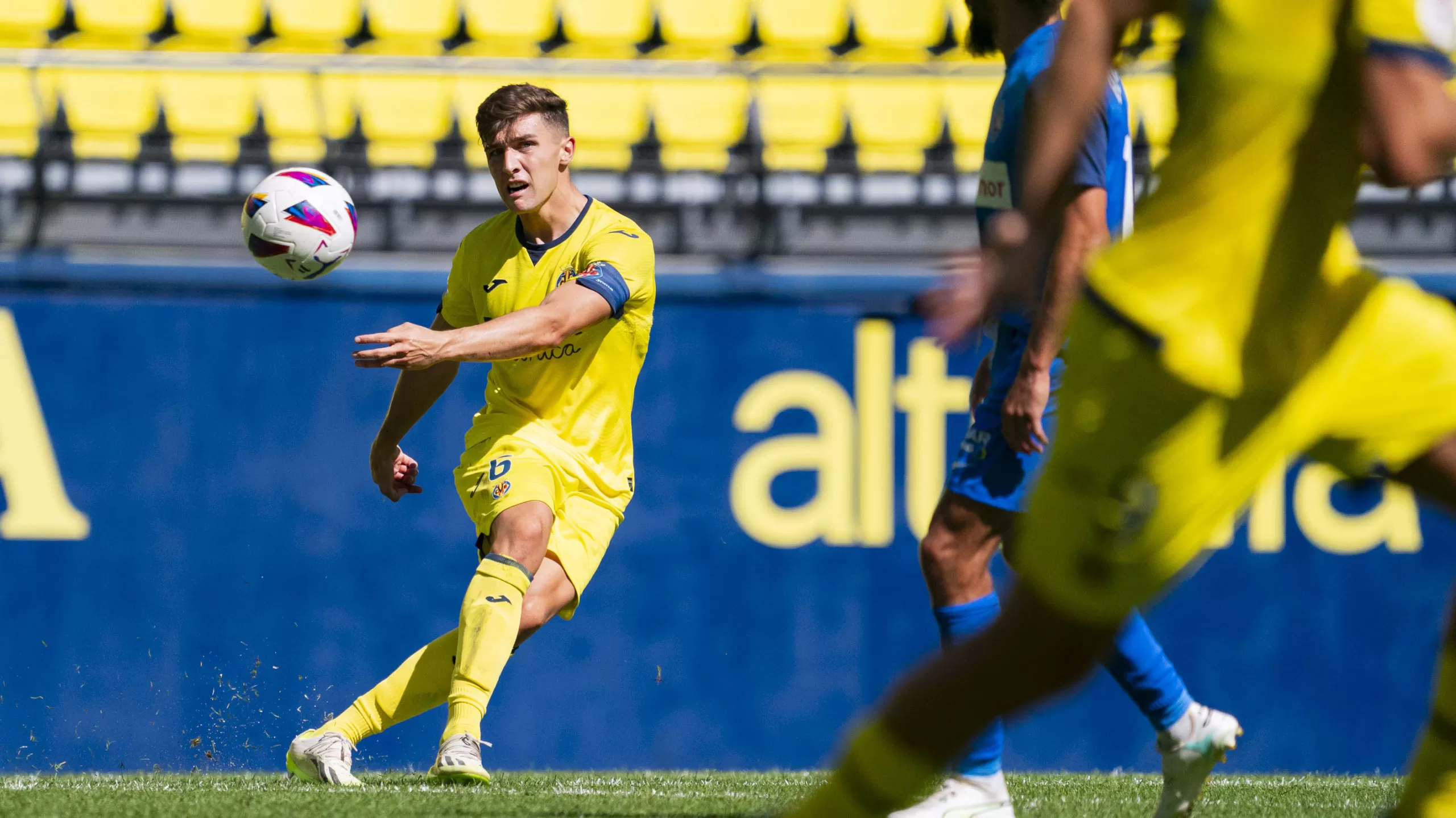 El Villarreal B mide su fortaleza en La Cerámica a la crisis del Alcorcón
