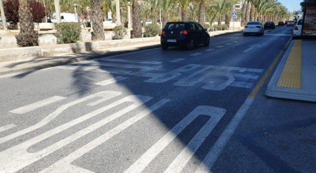 Los carriles bici de Elche: 4 km más, eliminación de aparcamientos y un laberinto de contradicciones