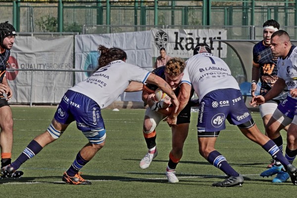 Les Abelles jugará su primer partido de liga contra el Real Ciencias Enerside