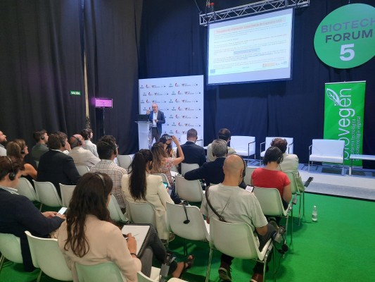 Biovegen afianza la III edición de Biotech con 23 presentaciones y otra multitudinaria jornada
