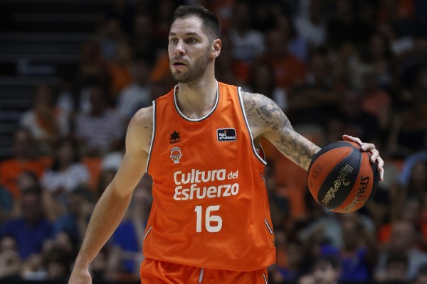 El Valencia quiere confirmar su mejoría en la complicada pista del Unicaja
