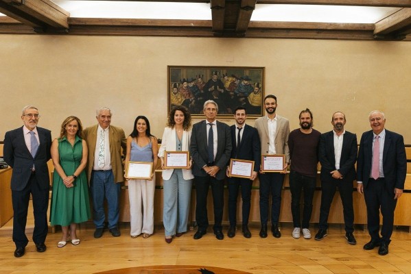 La Cátedra RIS-UAH-Gilead reconoce los mejores trabajos de estudiantes que investigan en vih/sida
