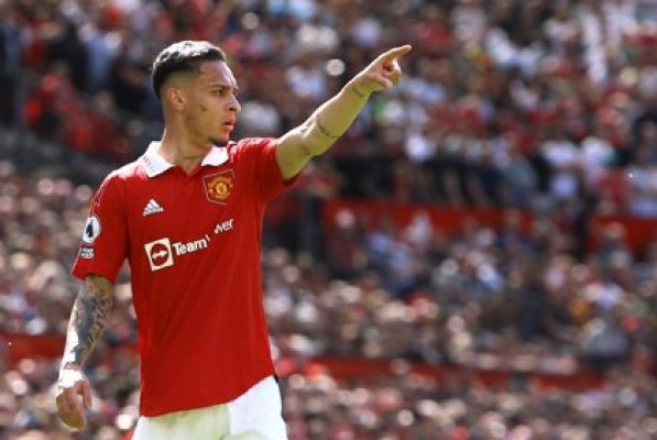Antony vuelve a los entrenamientos con el Manchester United 