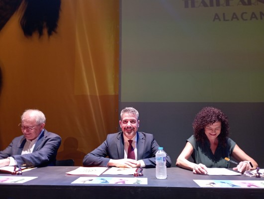El Gobierno de PP-Vox le da una oportunidad al Teatre Arniches de Alicante (si el público responde)